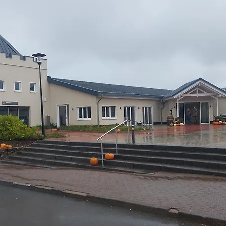 Haus Am Golfplatz Cochem Mosel * إيديغير إيلير