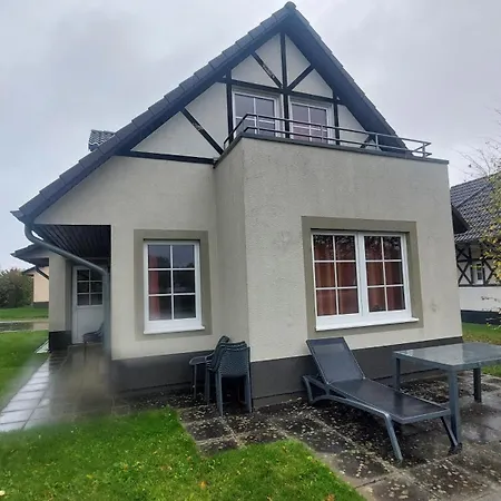 Haus Am Golfplatz Cochem Mosel * エディガー・エラー